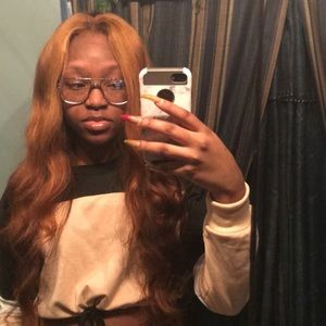 Meet your Posher, Kayla